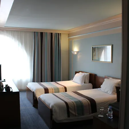 Art Deco Euralille 3* Lille