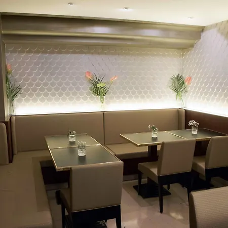 Art Deco Euralille Szálloda 3*