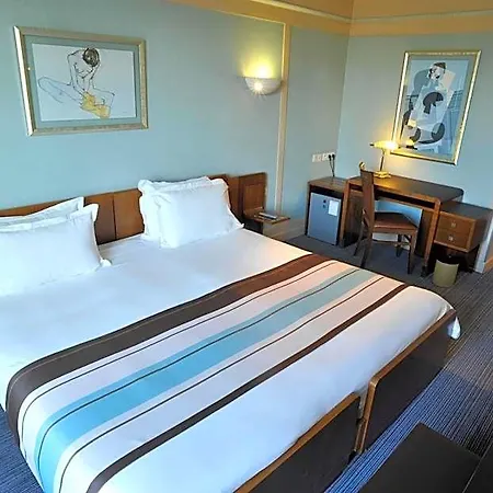 Art Deco Euralille Hotel 3*