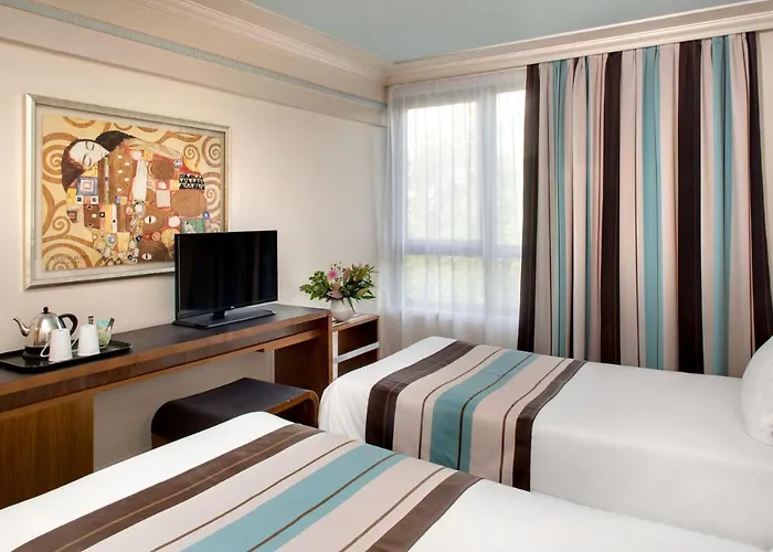 Art Deco Euralille Hotel