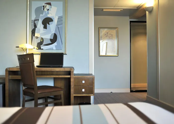 Hotel Art Deco Euralille 3*