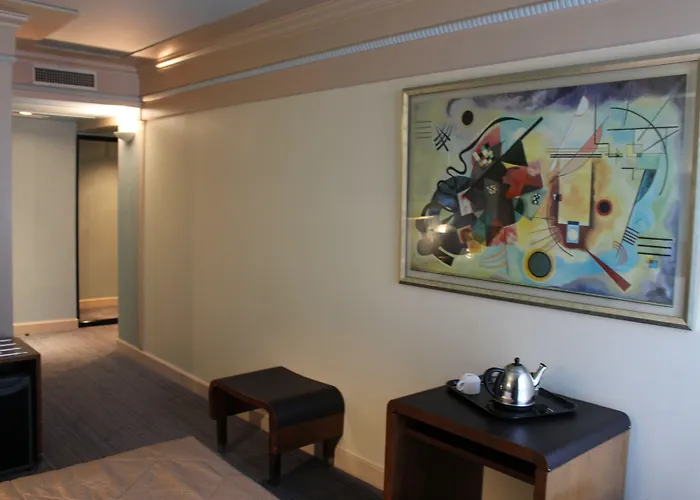 Art Deco Euralille 3* Lilla