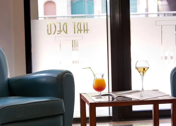 Art Deco Euralille Hotel 3*