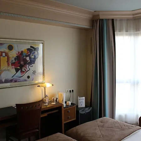 Art Deco Euralille Hotel