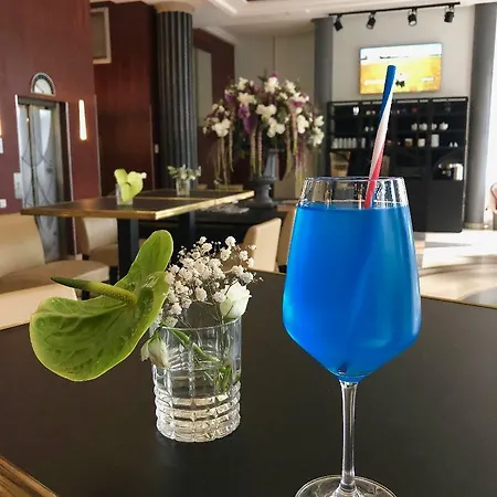 欧洲里尔装饰艺术酒店 3*
